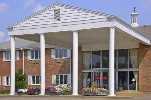 Ramada by Wyndham Washington, Washington