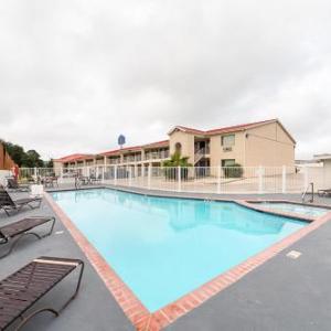 Motel 6-San Antonio TX - Fiesta Trails