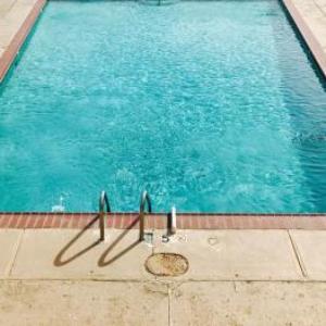 Milan Inn & Suites
