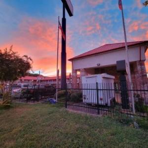 Econo Lodge Inn & Suites Downtown San Antonio Riverwalk Area