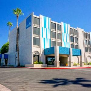 Hotels near Grand Canyon University Arena - Hotel 502