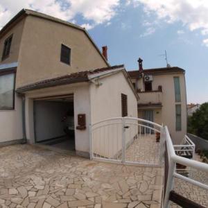 Apartment Zeljko 34