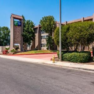 Holiday Inn Express Camarillo