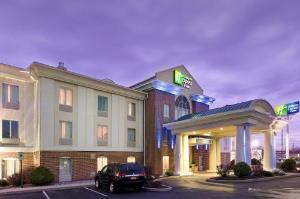 Holiday Inn Express & Suites by IHG Chambersburg, an IHG Hotel, Chambersburg