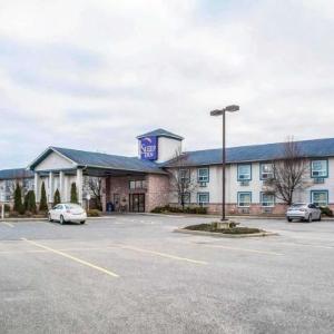 Hotels near Baysville Community Centre and Arena - Sleep Inn Bracebridge