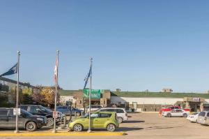 Quality Hotel And Conference Centre, Fort McMurray