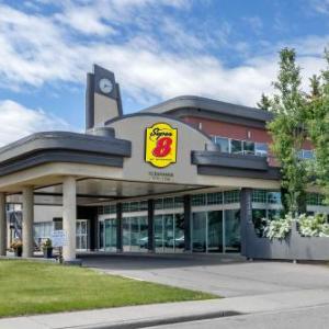 Super 8 by Wyndham Macleod Trail Calgary