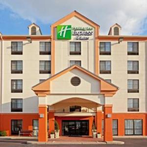 Holiday Inn Express Hotel & Suites Meadowlands Area