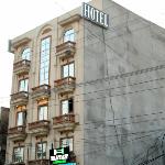 Hayat Lodges & Hotel