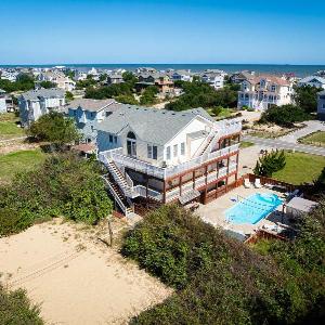 Whalehead Adventure With Ocean Views Pool Spa