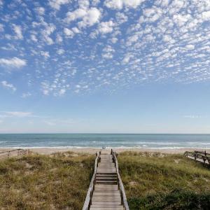 CB Sea #1 by Bryant Real Estate