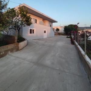 Nori Sela home