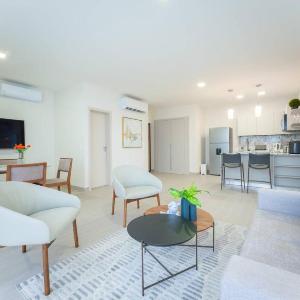 Deluxe Loft with Ocean and Park View