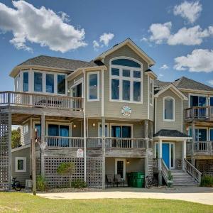 Oceanside in Whalehead with Pool Spa Sleeps 18