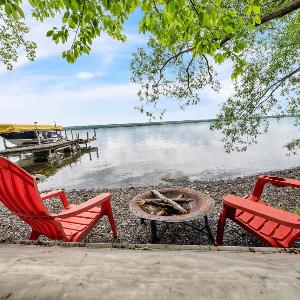 Peaceful Lakefront Getaway on Cayuga Lake