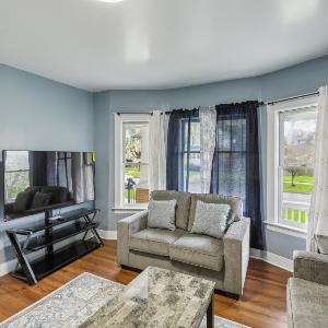 Comfy 3BR Flat Close to the Falls apts