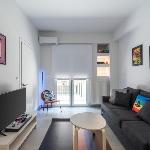 Spacious 2BR Apt Playroom Family-Home Athens