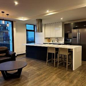 Cozy and Centric Apartment in Zone 10 Fontabella Square