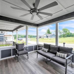 Pet-Friendly Getaway with Golf & Private Patio Retreat home