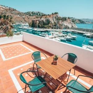 Apartamentos PUERTO MARINA DEL ESTE