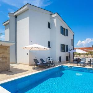 Apartment Estate 1 - Island Krk by Villas Guide