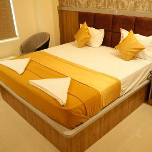 HARIKA GUEST INN by (Eeshitha Group of Hotels)