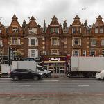 Hyde Park Designer Serviced Apartments with A/C 