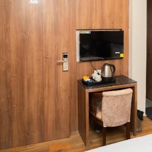 Hotel RK Heights 300M HOTEL TO GOLDEN TEMPLE