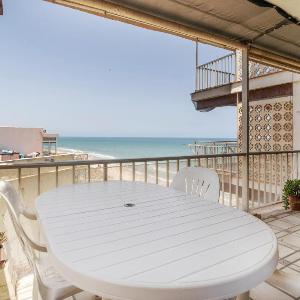 2 Bedroom Gorgeous Apartment In Faro De Cullera