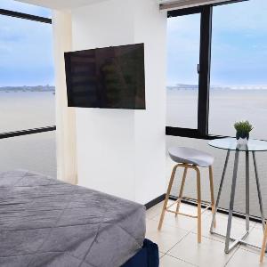 Suite vista al rio