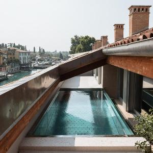 Pavillon Apartments
