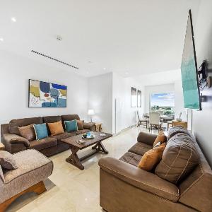 2 BR Oceanview Condo Coral Shell 3e