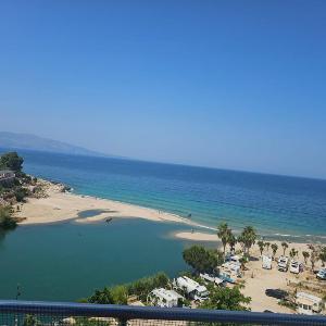 Breeze Sea View Studio