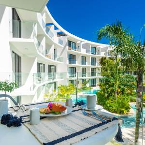Studio with Pool View Balcony in Veleta