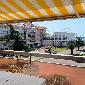 Terrasse XXL pour cet appart au port de St Cyprien