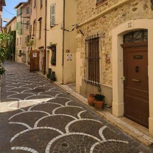 Les Haciendas - 5 logements dans le Viel Antibes