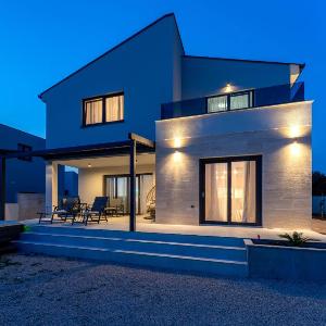 MY DALMATIA - Villa Fine Touch with jacuzzi
