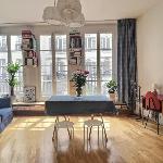 Bright 28m apartment in the old Halles district