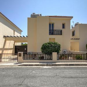 Seaview Villa in Peyia  Private pool & jacuzzi by VICHY Holidays