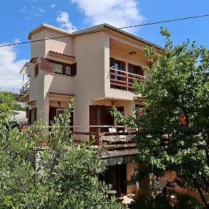 Apartments with parking space Selce Crikvenica - 24450