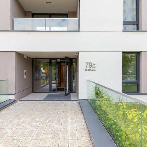 Luxury Apartment with Parking and Air Conditioning in Sopot by Renters Prestige