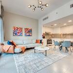 Keysplease Great Family 2 BR Apt Townsquare
