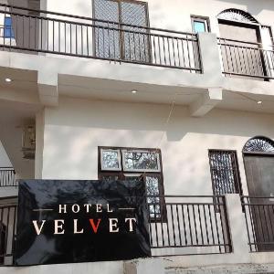 Hotel O Velvet