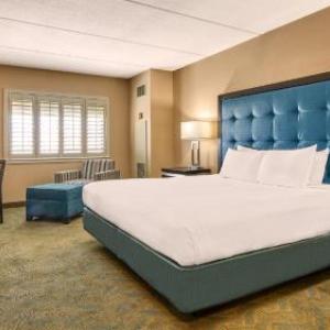 Hotels near Harrah's Laughlin - Tropicana Laughlin