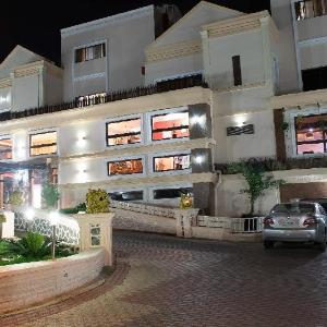 Casalinda Hotel & Gallery Resort