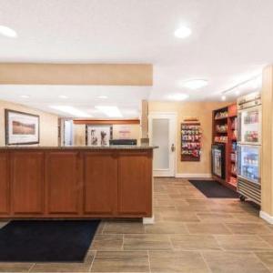 Hotels near Lupton Stadium & Williams-Reilly Field - Hawthorn Suites By Wyndham Fort Worth/Medical Center