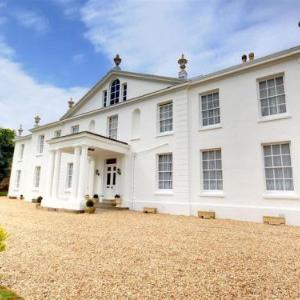 Luxury holiday home in Barnstaple with swimming pool