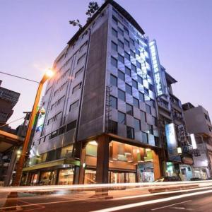 Fooyee Hotel - TaiChung Train Station