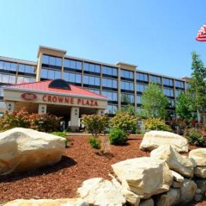 Crowne Plaza Cleveland Airport