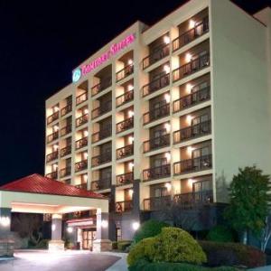 Vista Suites Pigeon Forge SureStay Collection by BW